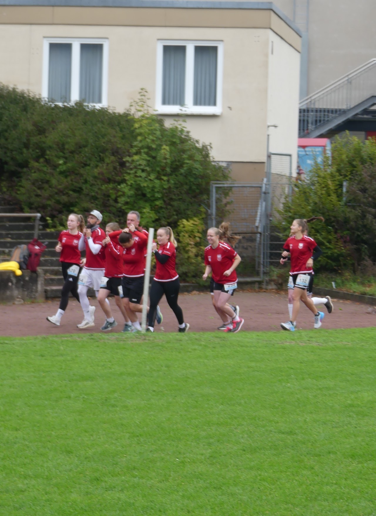 Bild vom 13. Benefizlauf im Jahr 2022. Dies ist das 352. Bild.